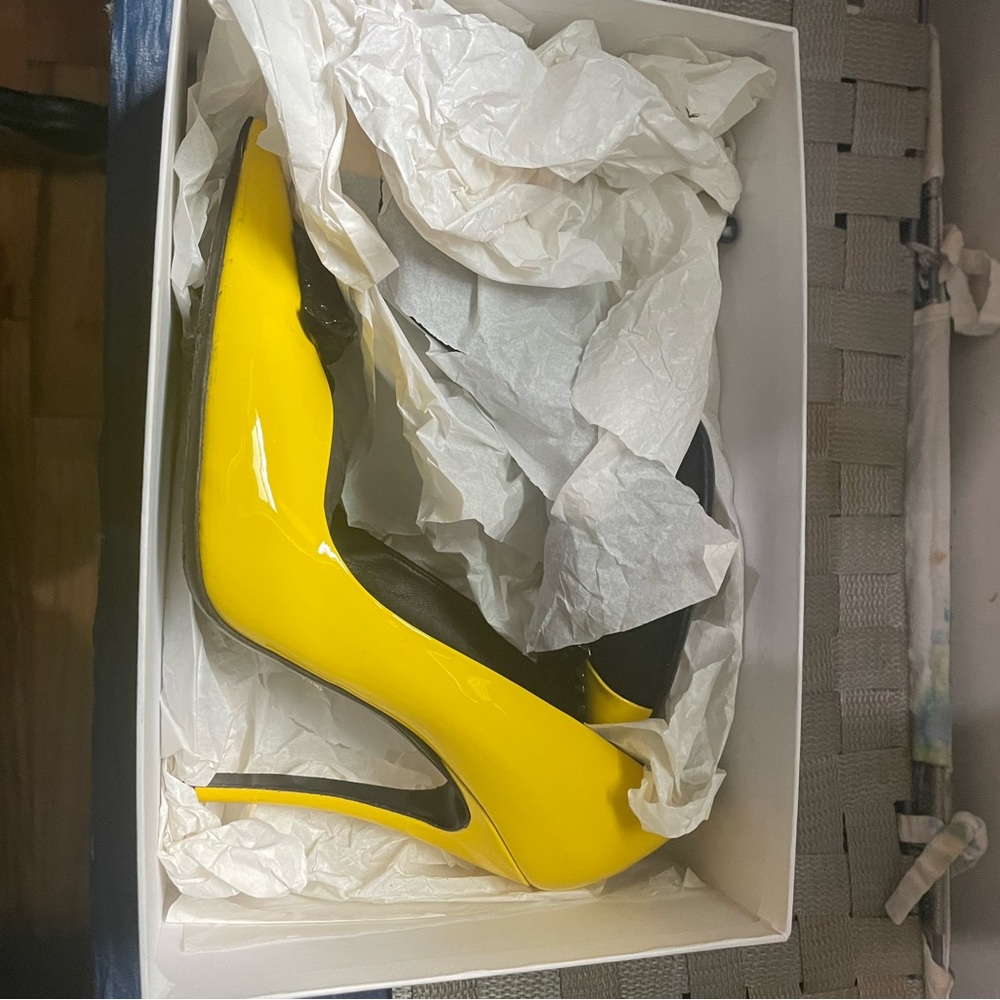 Versace Shoes | Versace Pump Heels| Size Eu :40 Us:10